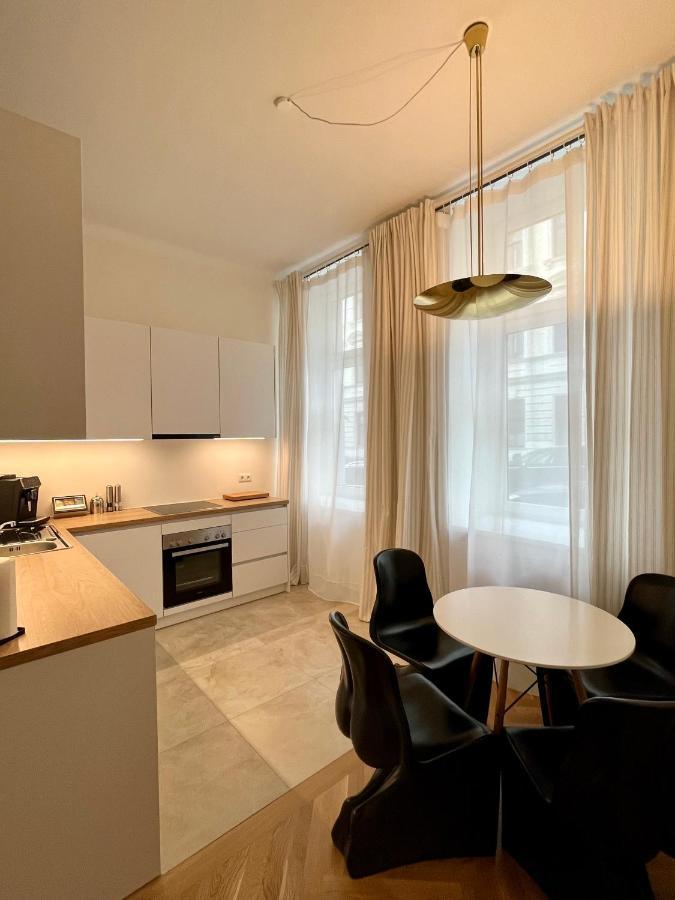 Ferienwohnung Zentrale Wohlfuehloase Wien Exterior foto
